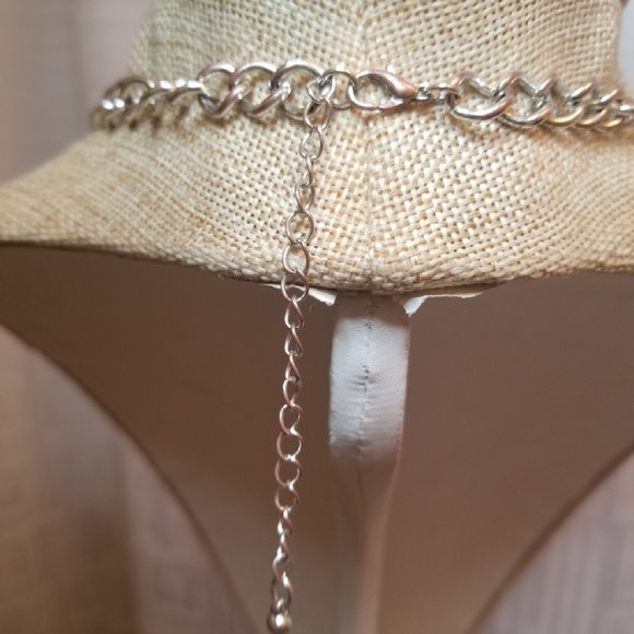 {Necklace} Animal Print Heart Necklace - Picture 3 of 3